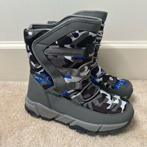 Hobibear Youth Boys Winter Boots Size 2